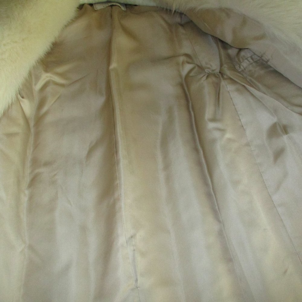 Gorgeous Blush Fox Fur Stroller Coat - Picture 6 of 7